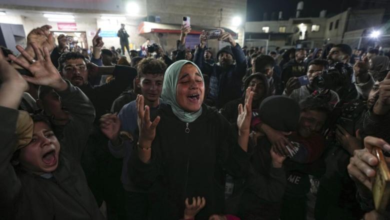 Izraeli dhe Hamasi nënshkruajnë fazën e parë të planit të paqes në Gaza